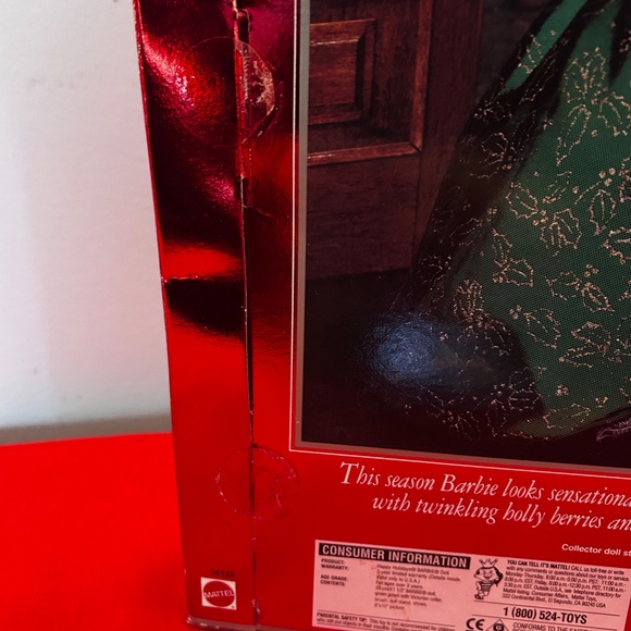 Holiday Barbie Vintage Bundle - NIB - Picture 13 of 14